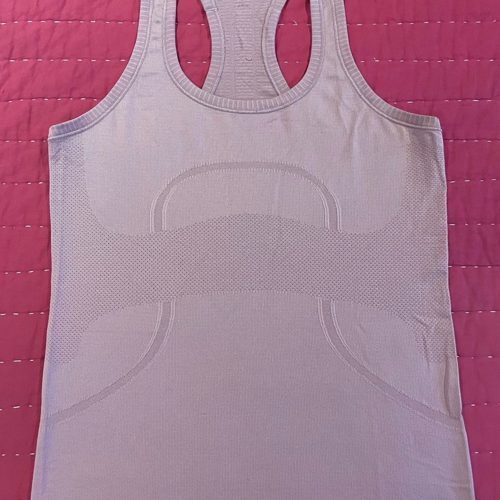 Lilac used Lululemon fitted tank top